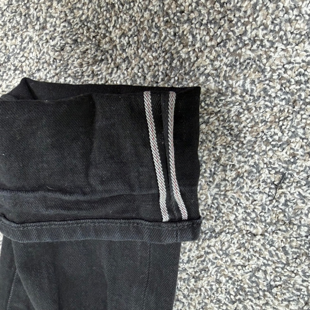 Uniqlo Selvedge Denim Jeans Mens 30 Black Slim Fit Straight Leg Stretch Red Line - Picture 5 of 14